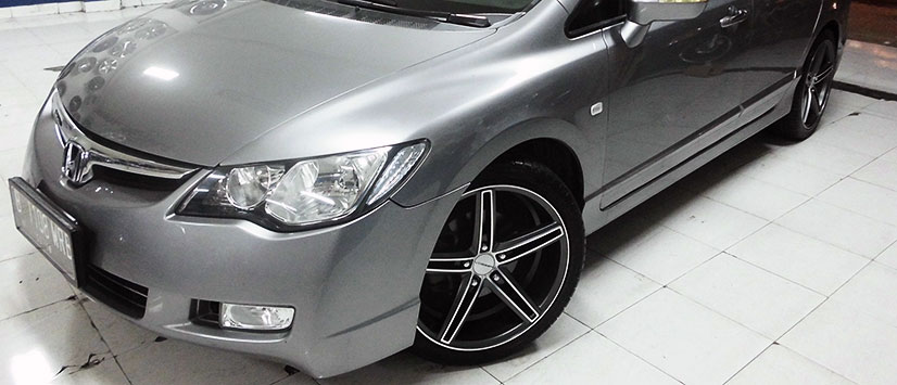 civic-vossen-cv5-r18.jpg
